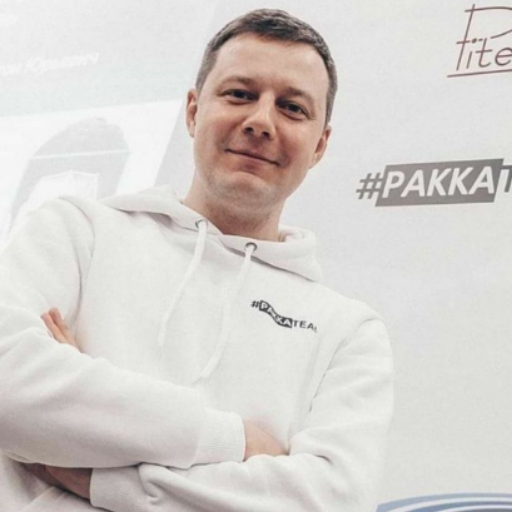 Дмитрий Пакка