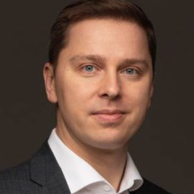 Владимир Нелюб