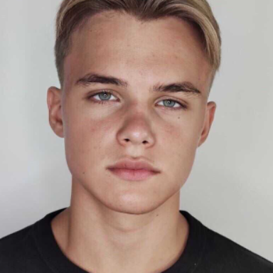 Дмитрий Кузнецов