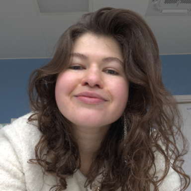 Арина Холькина