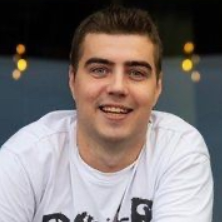 Владимир Макровец