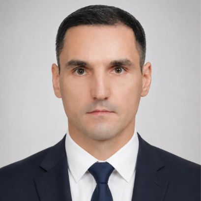 Роман Сали
