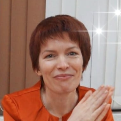 Людмила Максимова