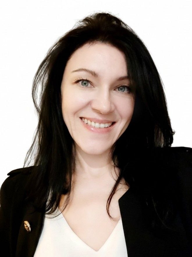 Анна Юнина