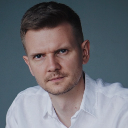 Андрей Ломтев