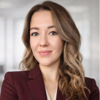 Арина Пекарусь