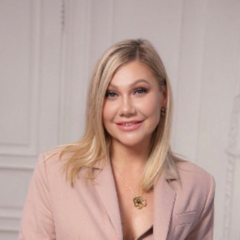 Арина Авраменко