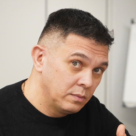 Владимир Иванов