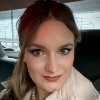 Екатерина Артемова