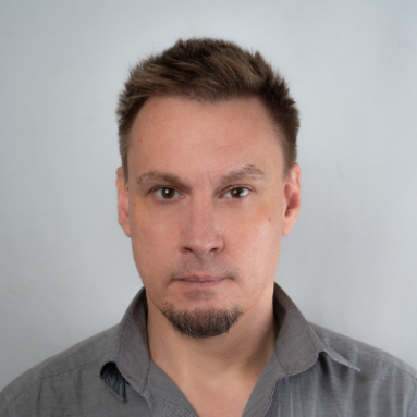 Дмитрий Назаров