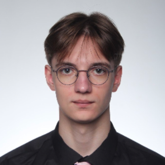 Александр Князев