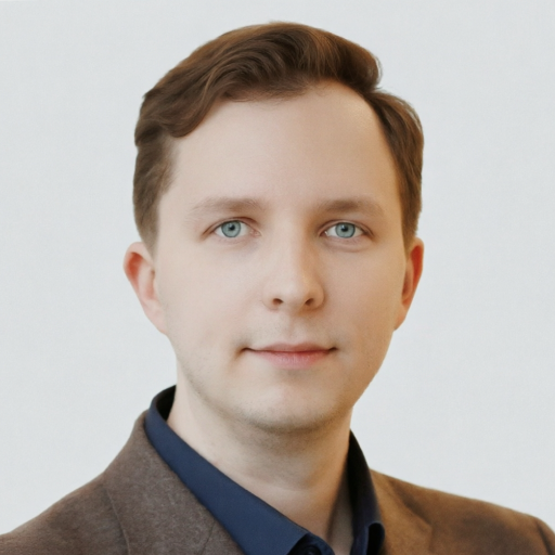 Максим Назин