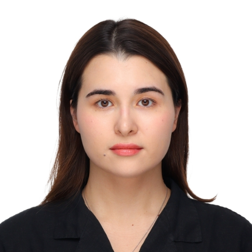 Александра Цой