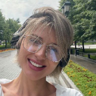 Алина Хвостова