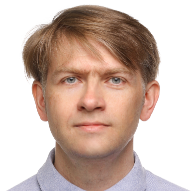 Максим Фролов