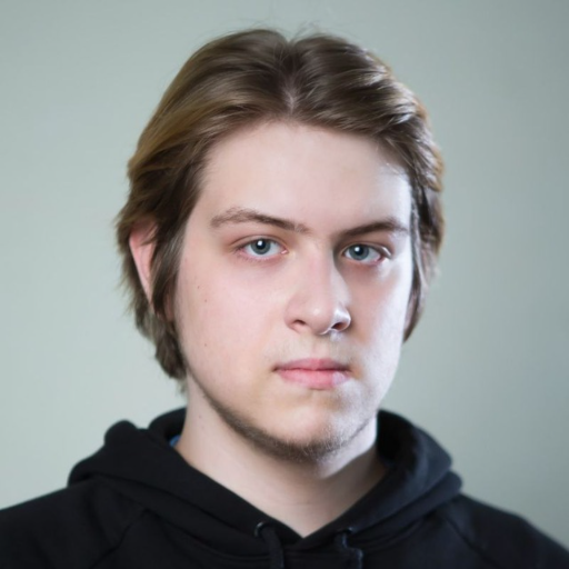 Андрей Пивоваров