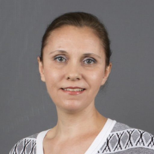 Елена Храпкова