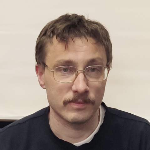 Денис Фролов