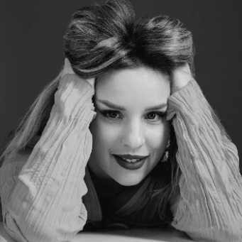 Ina Zviarkova
