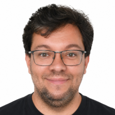 Илья Макаров