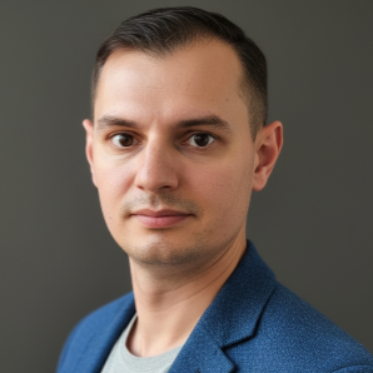 Максим Павлов