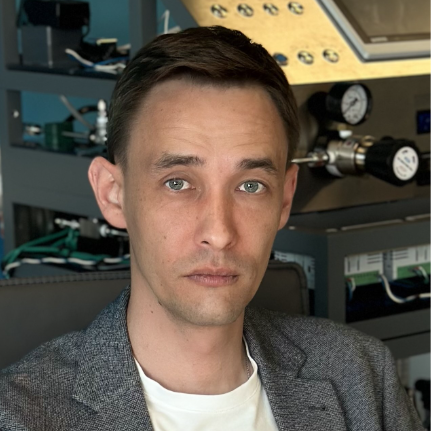 Максим Матин
