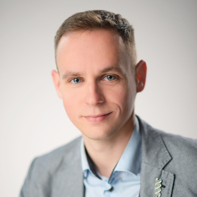 Дмитрий Галушин