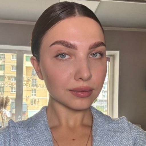 Анастасия Наумова