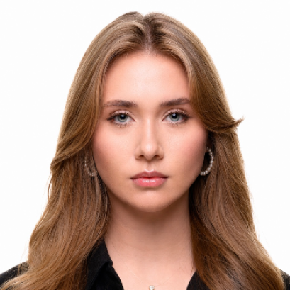 Александра Хоменок