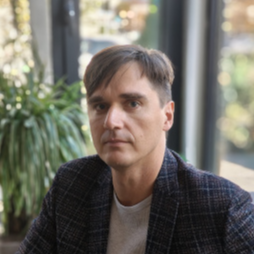 Дмитрий Богомолов
