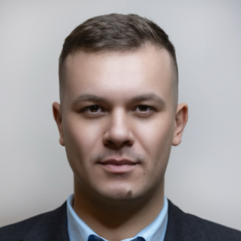 Петр Логинов