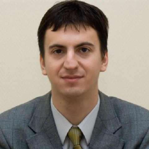 Александр Семенов