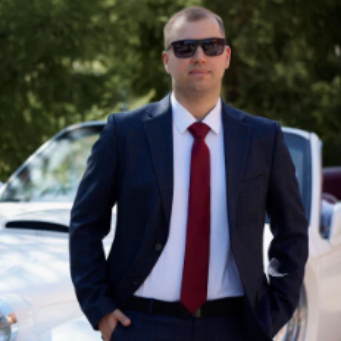 Anton Aksenov