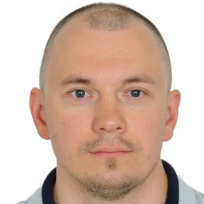 Андрей Попов