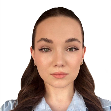Александра Пронина