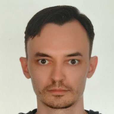 Роман Попов