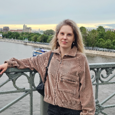 Анна Бажирова