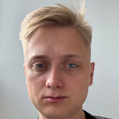 Роман Кузменков