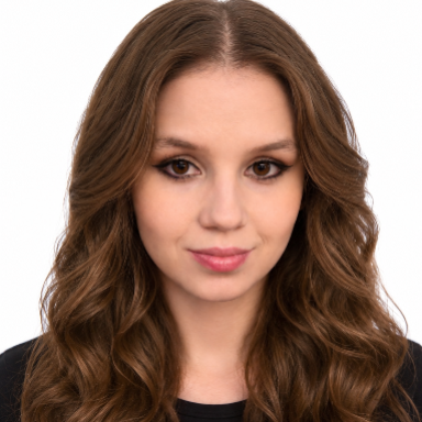 Александра Музякова