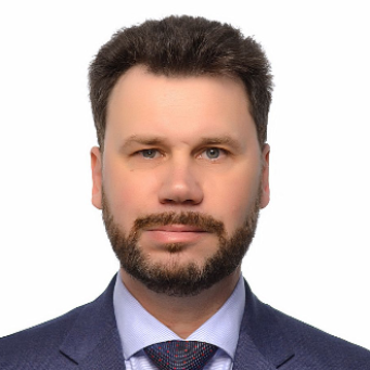 Илья Сахаров