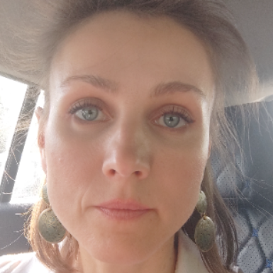 Анна Резникова