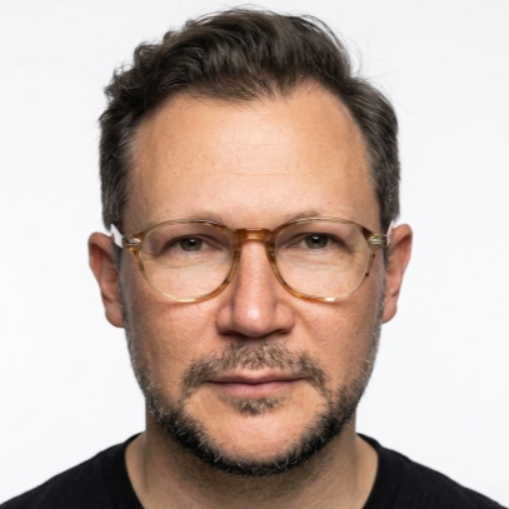 Роман Чеботарев