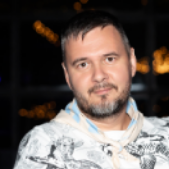 Руслан Мельников
