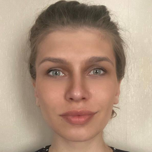 Юлия Липатова