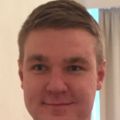 Антон Опарин